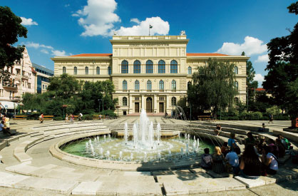 匈牙利赛格德大学