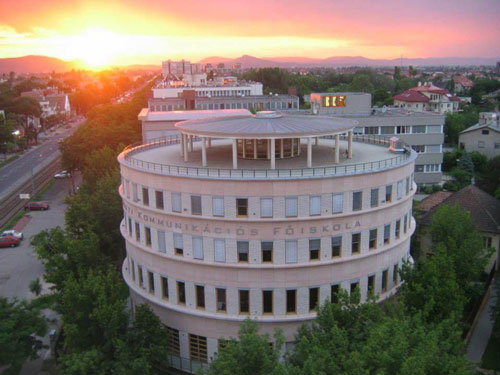 布达佩斯城市大学